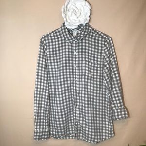 Forever 21 Gingham Long Sleeve button shirt size M